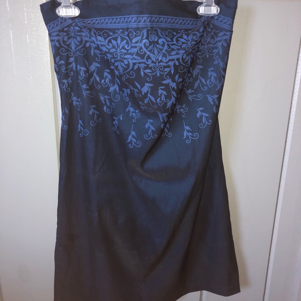 Cute strapless blue dress with flowers